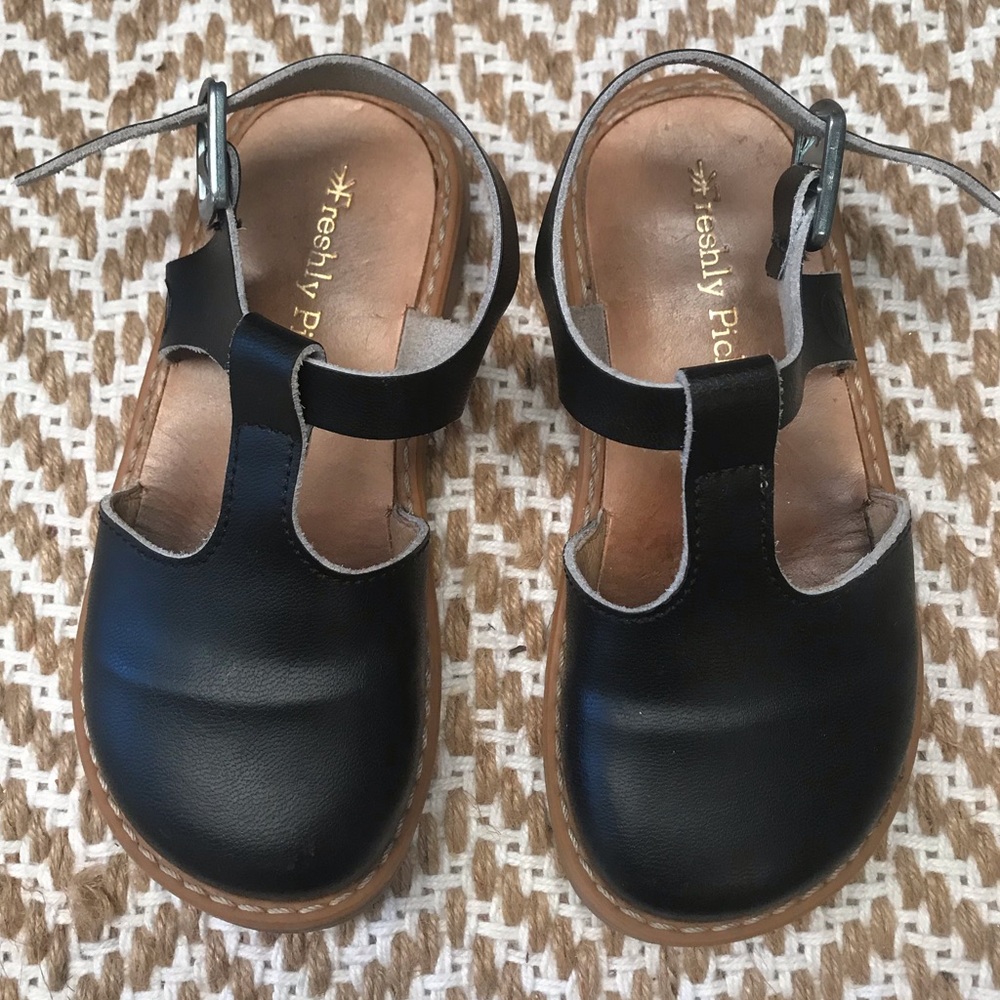 Freshly Picked leather t-strap